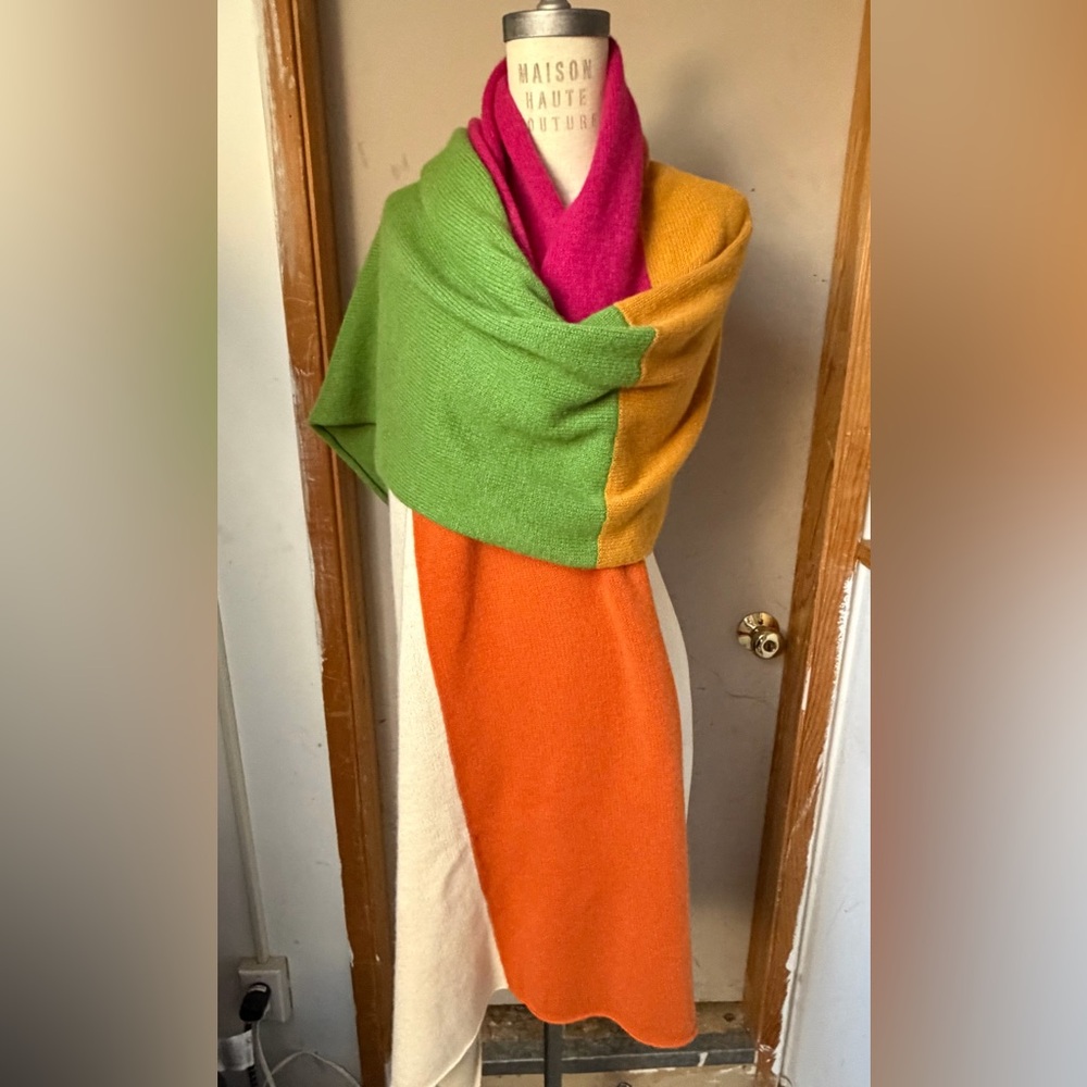 The Elder Statesman Patchwork Cashmere Shawl in P… - image 1